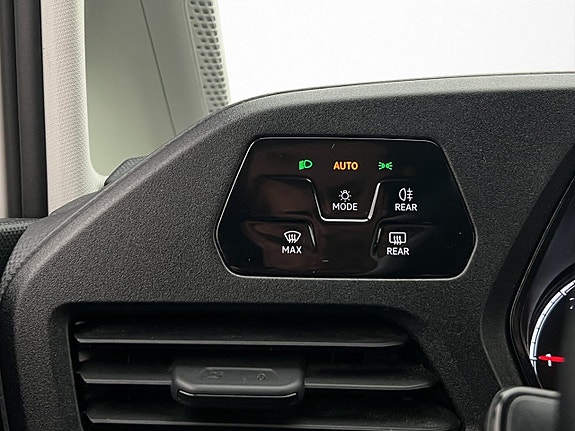 Volkswagen Caddy 15 of 28