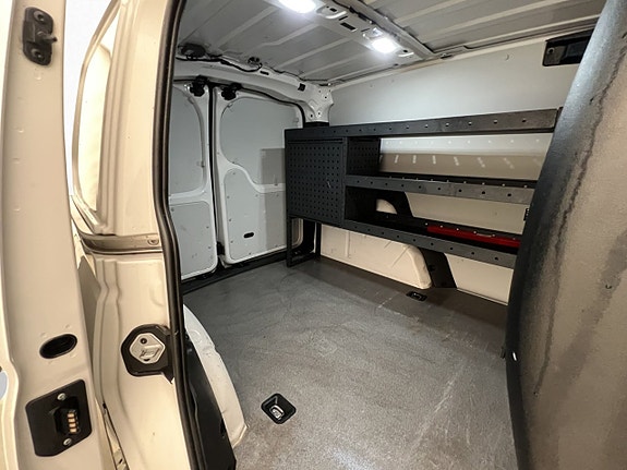 Volkswagen Caddy 12 of 28