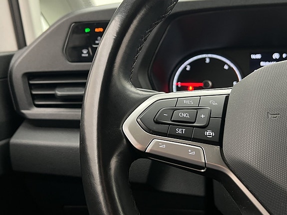 Volkswagen Caddy 16 of 28
