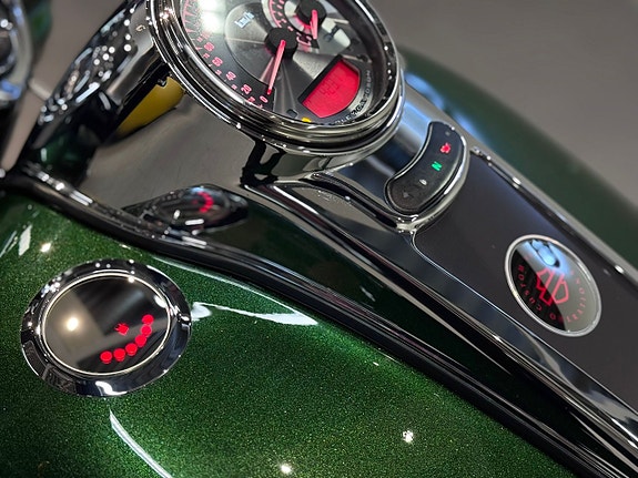 Harley-Davidson Road King CVO 110 Cui Screamin' Eagle V&H Sv-Såld *SE UTR* 19 of 27