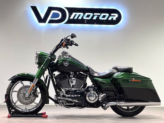 Harley-Davidson Road King CVO 110 Cui Screamin' Eagle V&H Sv-Såld *SE UTR* 2 of 27
