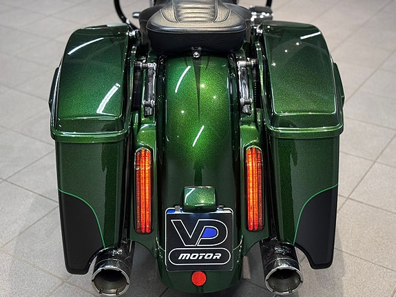 Harley-Davidson Road King CVO 110 Cui Screamin' Eagle V&H Sv-Såld *SE UTR* 21 of 27