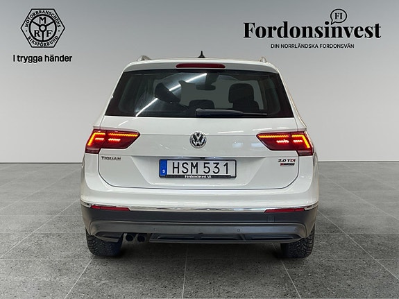 Volkswagen Tiguan 5 of 5