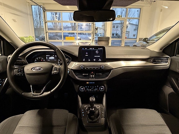 Ford Focus 10 of 17