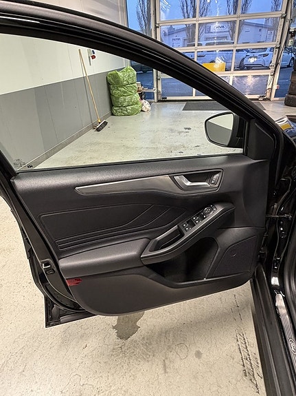 Ford Focus 17 of 17