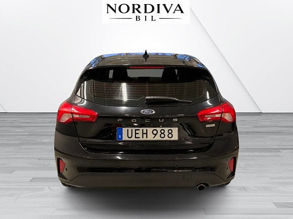 Ford Focus 8 of 17