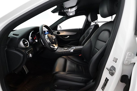 Mercedes-Benz C300 10 of 24