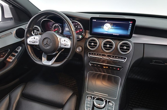Mercedes-Benz C300 14 of 24