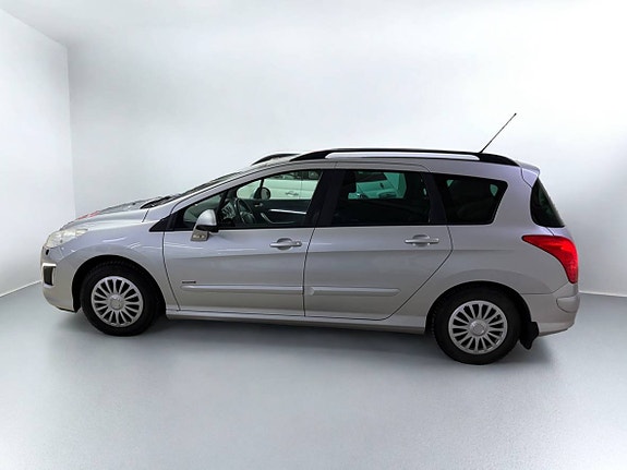 Peugeot 308 SW 7 of 11