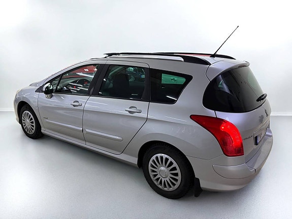 Peugeot 308 SW 4 of 11