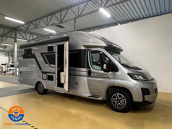 Adria Coral Supreme 670 SL