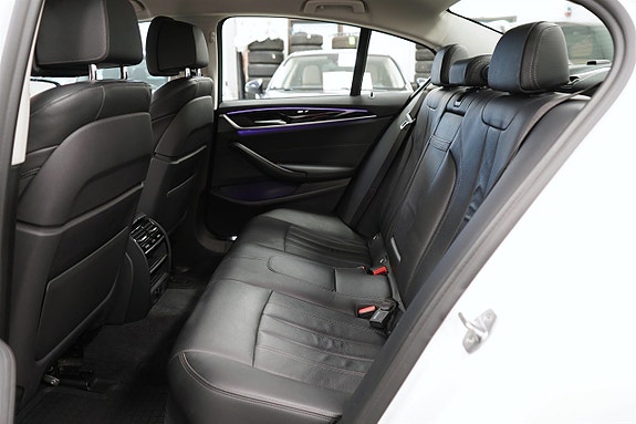 BMW 530e 10 of 26