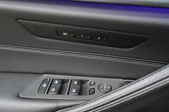 BMW 530e 15 of 26
