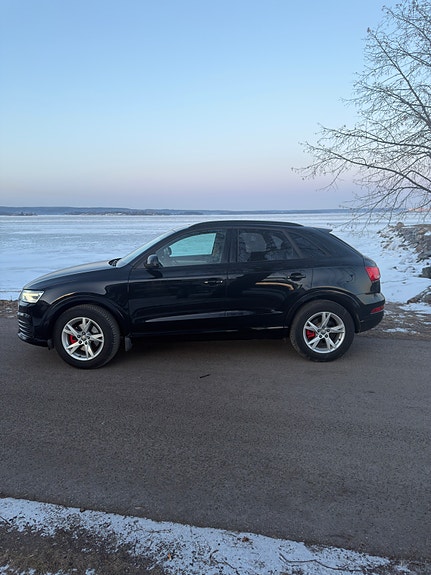 Audi Q3 4 of 5