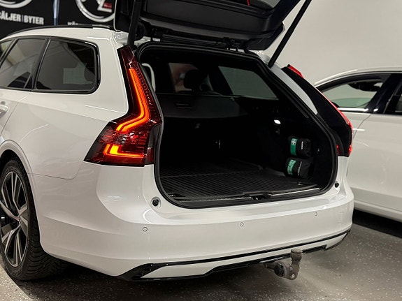 Volvo V90 25 of 27