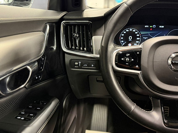 Volvo V90 16 of 27