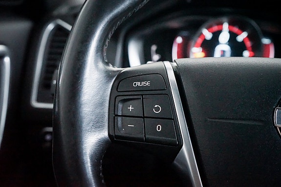 Volvo XC60 21 of 28
