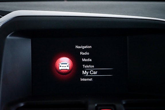 Volvo XC60 16 of 28