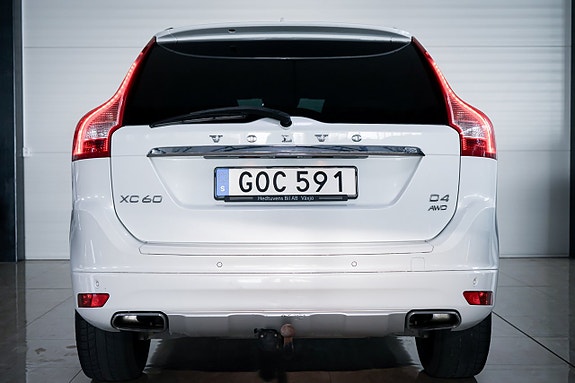 Volvo XC60 9 of 28