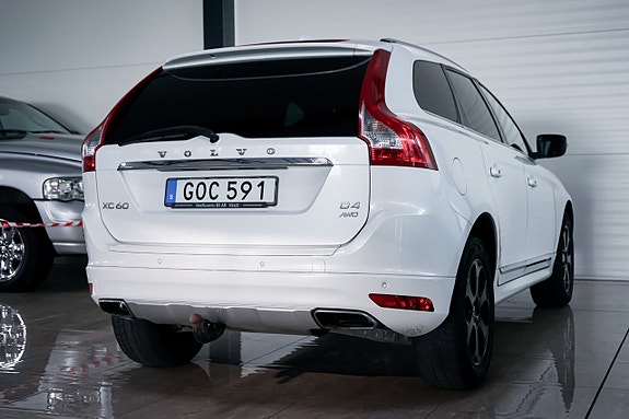 Volvo XC60 7 of 28