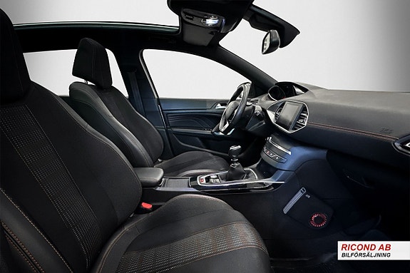 Peugeot 308 9 of 14