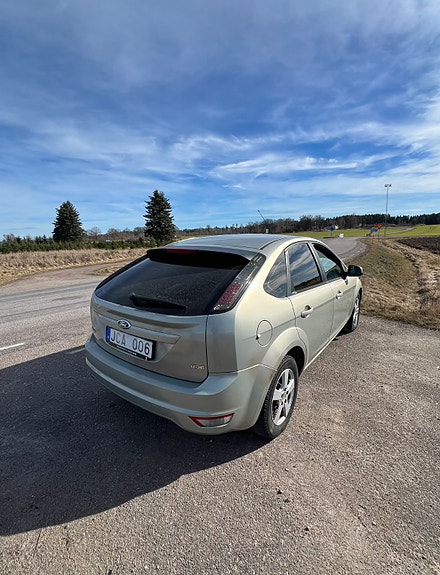 Ford Focus 3 of 5