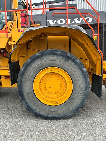 Volvo L350H 16 of 20