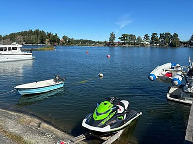 Yamaha VXR 1800 2 of 16