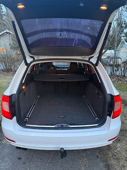 Skoda Superb 7 of 7
