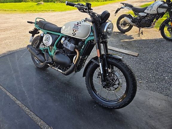 Royal Enfield Bear 650 5 of 5