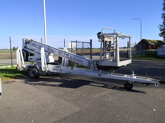 Skylift Dino 210 XT Uthyres