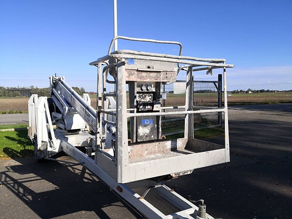 Skylift Dino 210 XT Uthyres 2 of 3
