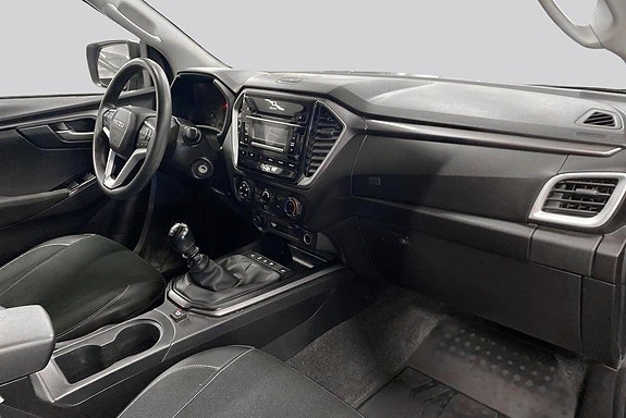 Isuzu D-max 16 of 18