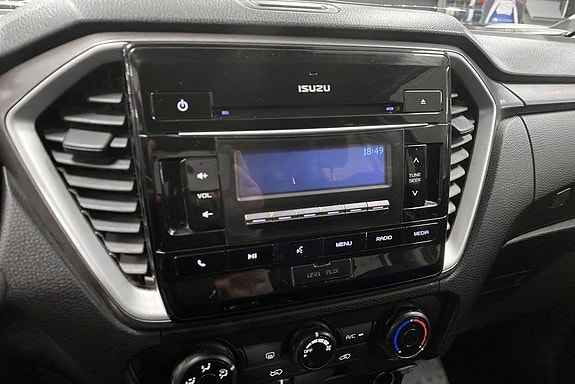 Isuzu D-max 11 of 18