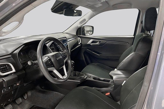 Isuzu D-max 8 of 18