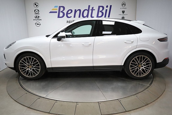 Porsche Cayenne 7 of 30