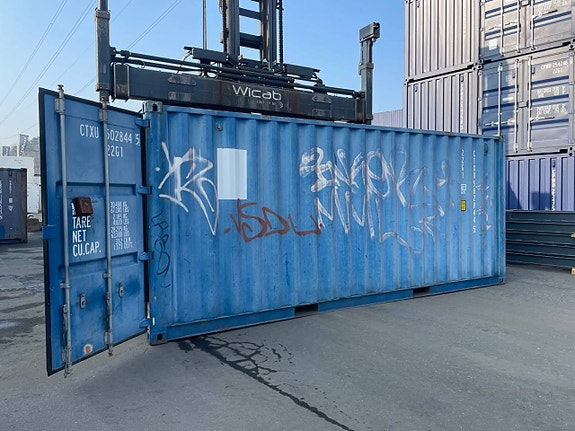 20' beg stålcontainer med hylla