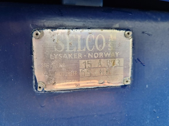 Helrenoverad Selco Rival  - 68 som passar perfekt för utflykt på sjön 7 of 7