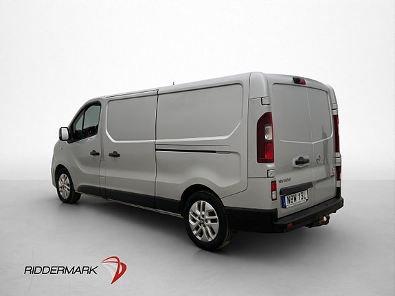Nissan NV300 5 of 5
