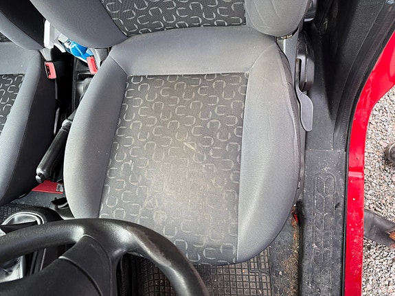Fiat Doblo 9 of 11