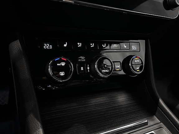 Skoda Superb 16 of 17