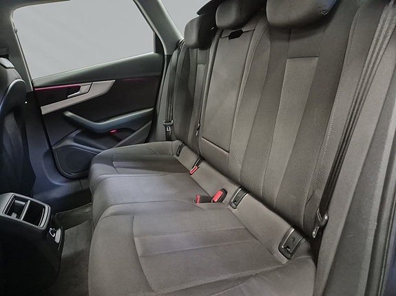 Audi A4 8 of 9