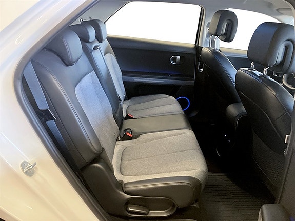 Hyundai Ioniq 5 12 of 16