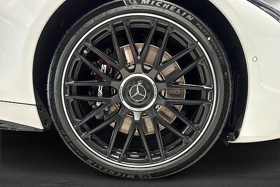 Mercedes-Benz SL63 5 of 5