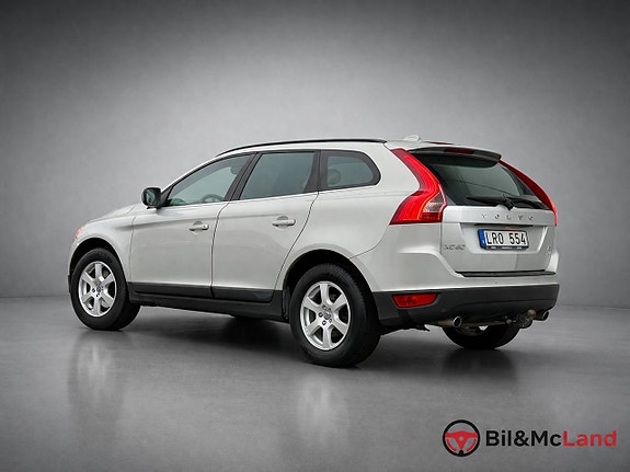 Volvo XC60 3 of 16
