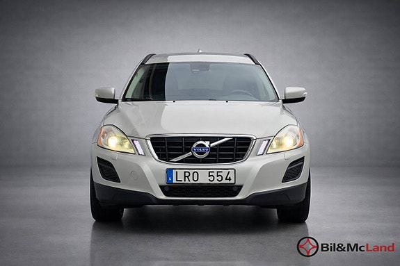 Volvo XC60 5 of 16