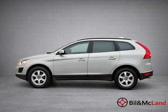 Volvo XC60 2 of 16