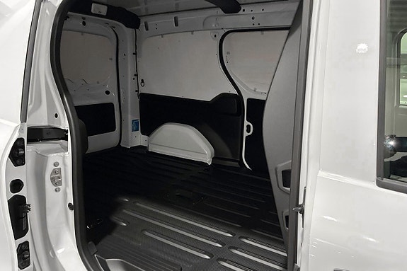 Mercedes-Benz eCitan 10 of 16