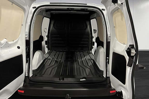 Mercedes-Benz eCitan 11 of 16
