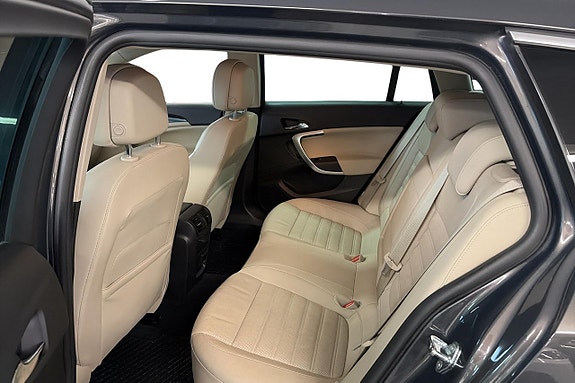 Opel Insignia Country Tourer 10 of 19